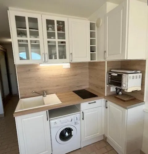 593 4 Pers Port Soleil Vue Piscine